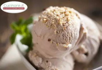 GELATO ALL'AMARETTO