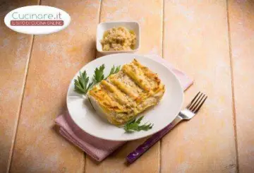 LASAGNE CON CARCIOFI E SALSICCE