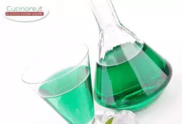 LIQUORE ALLA MENTA