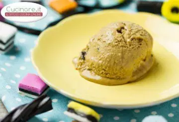 SEMIFREDDO A LIQUIRIZIA