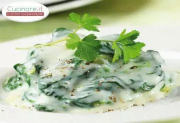 SPINACI ALLA BESCIAMELLA