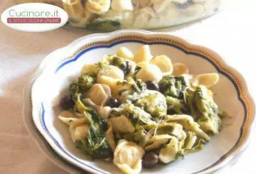 ORECCHIETTE E CIME DI RAPA AL FORNO FILANTI CON MOZZARELLA E OLIVE