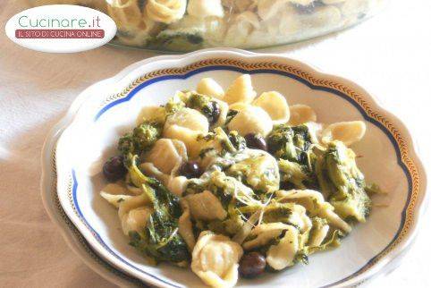 Orecchiette e Cime di rapa al forno filanti con Mozzarella e Olive