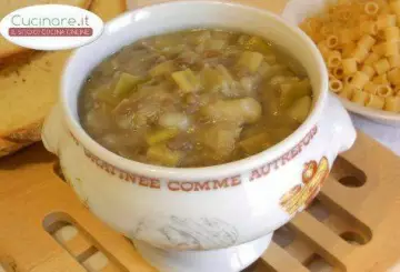 ZUPPA DI PORRI, PATATE BIANCHE E LENTICCHIE VERDI
