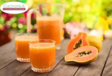 FRULLATO DI MELA VERDE, PAPAYA E POMPELMO
