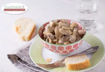CHAMPIGNON ALLA PANNA