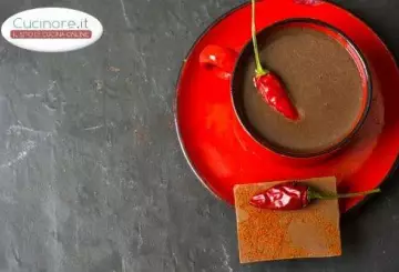 CIOCCOLATA CALDA AL PEPERONCINO