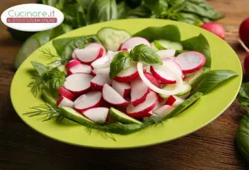 INSALATA DI RAVANELLI E CETRIOLI