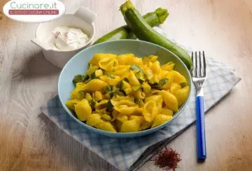 PASTA ZUCCHINE E ZAFFERANO