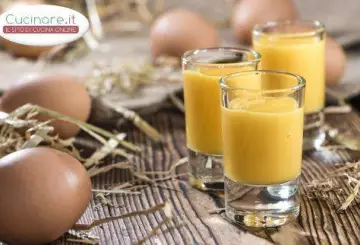 VOV (LIQUORE DI CREMA ALL'UOVO)