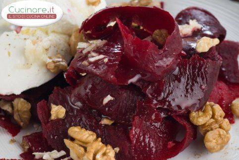 Barbabietole rosse con Yogurt, Aglio e Noci