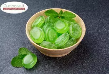 CARAMELLE DURE ALLA MENTA
