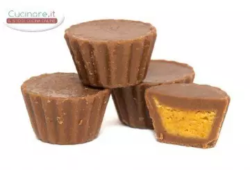 CIOCCOLATINI RIPIENI DI BURRO DI ARACHIDI
