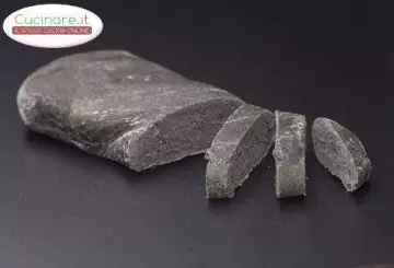 PANE NERO