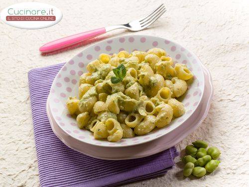 Pasta con Fave e Cipolle