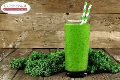 Smoothie al Cavolo, Menta, Arancia e Limone