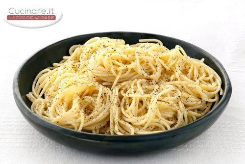 Spaghetti con Mascarpone e Noce Moscata