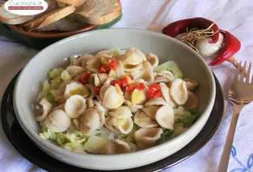 ORECCHIETTE INTEGRALI CON LA VERZA