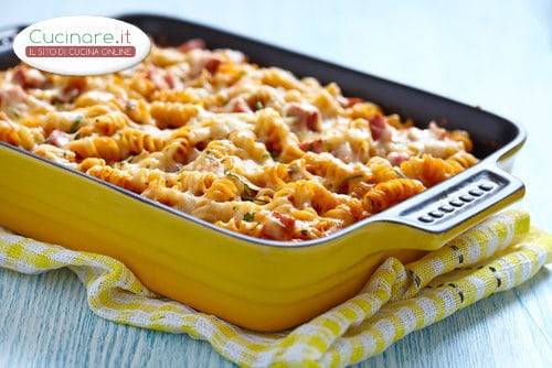 Pasta al forno con Mortadella e Taleggio