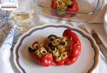 PEPERONI RIPIENI CON PASTA SFIZIOSA