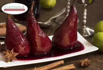 PERE AL VINO ROSSO E SPEZIE