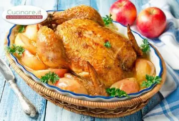 POLLO RIPIENO DI MELE E NOCI