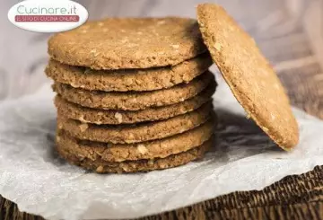BISCOTTI DIGESTIVE CON FIOCCHI D'AVENA