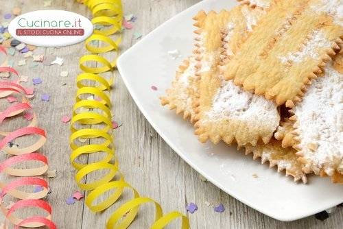 Chiacchiere al forno vegane