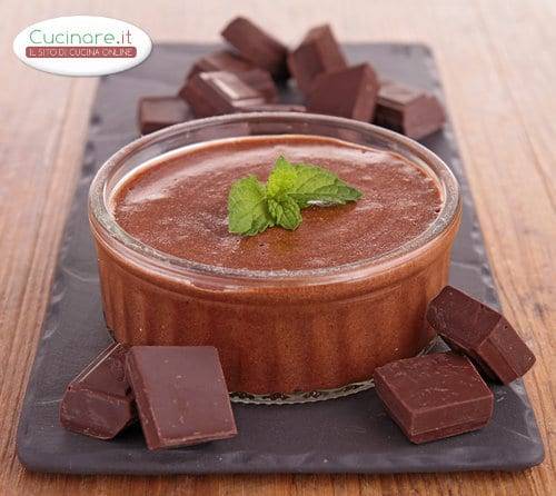 Mousse al Cioccolato e Vino Dolce