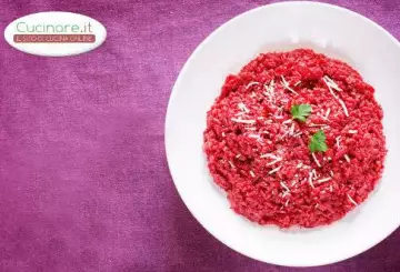 RISOTTO CON BARBABIETOLE