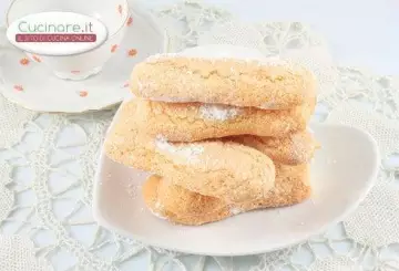SAVOIARDI AL PISTACCHIO