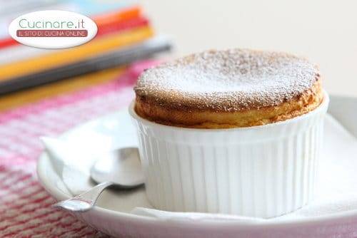 Soufflè con Rabarbaro  e Fragole