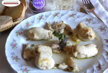 FAGOTTINI DI POLLO CON MENTA E SCAMORZA