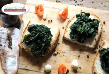 FETTUNTA TOSCANA CON CAVOLO NERO