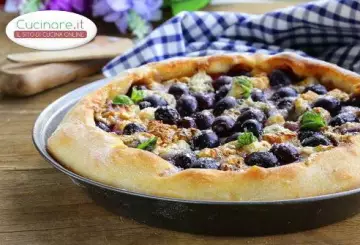QUICHE CON GORGONZOLA E UVA