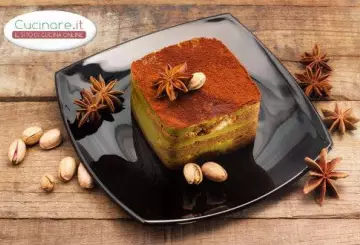 TIRAMISÙ AL PISTACCHIO