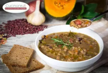 ZUPPA DI ZUCCA E FAGIOLI