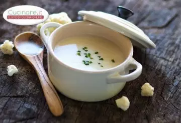CREMA DI CAVOLFIORE E ZENZERO