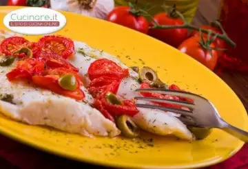 LUCIOPERCA CON OLIVE E POMODORINI