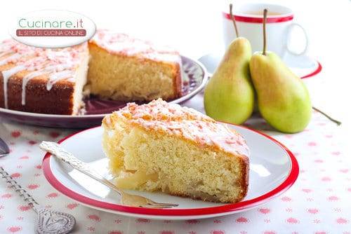 Torta con Cioccolato Bianco e Pere