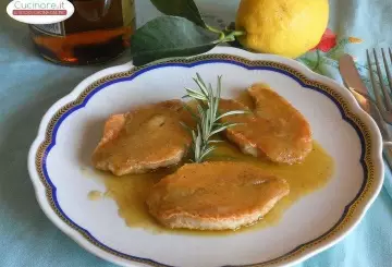 FILETTI DI TRIGLIA CON SALSA AL COGNAC