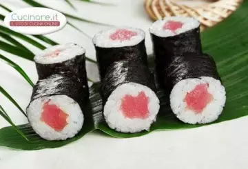 HOSOMAKI