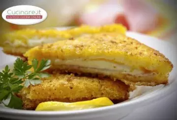 MOZZARELLA IN CARROZZA CON BESCIAMELLA