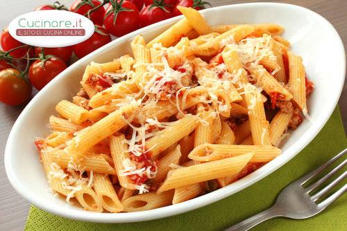 Pasta con Pomodori Secchi e Mandorle