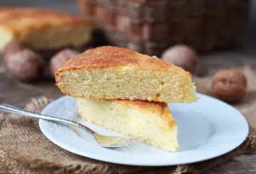 TORTA ALLO YOGURT E FARINA DI RISO