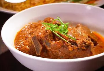 AGNELLO ALLA PAPRIKA