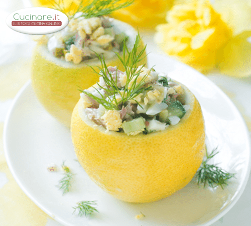 Insalata di Uova e Tonno in Coppa di Limone