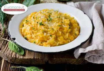 RISOTTO CON CREMA DI CAROTE E FORMAGGIO DI FOSSA
