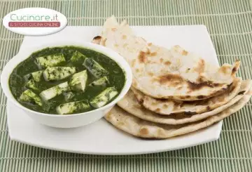 SAAG CON SPINACI E TOFU