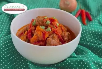 SPEZZATINO DI DAINO SPEZIATO